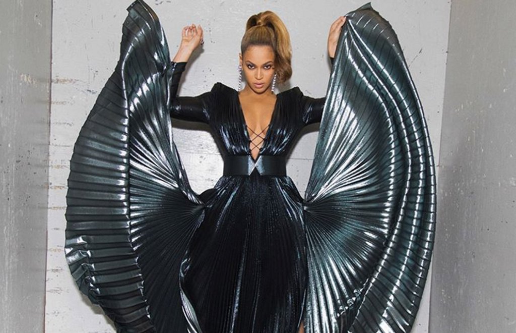 queen-b