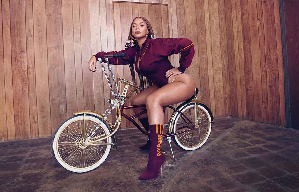 beyonce-ivy-park-uniforme
