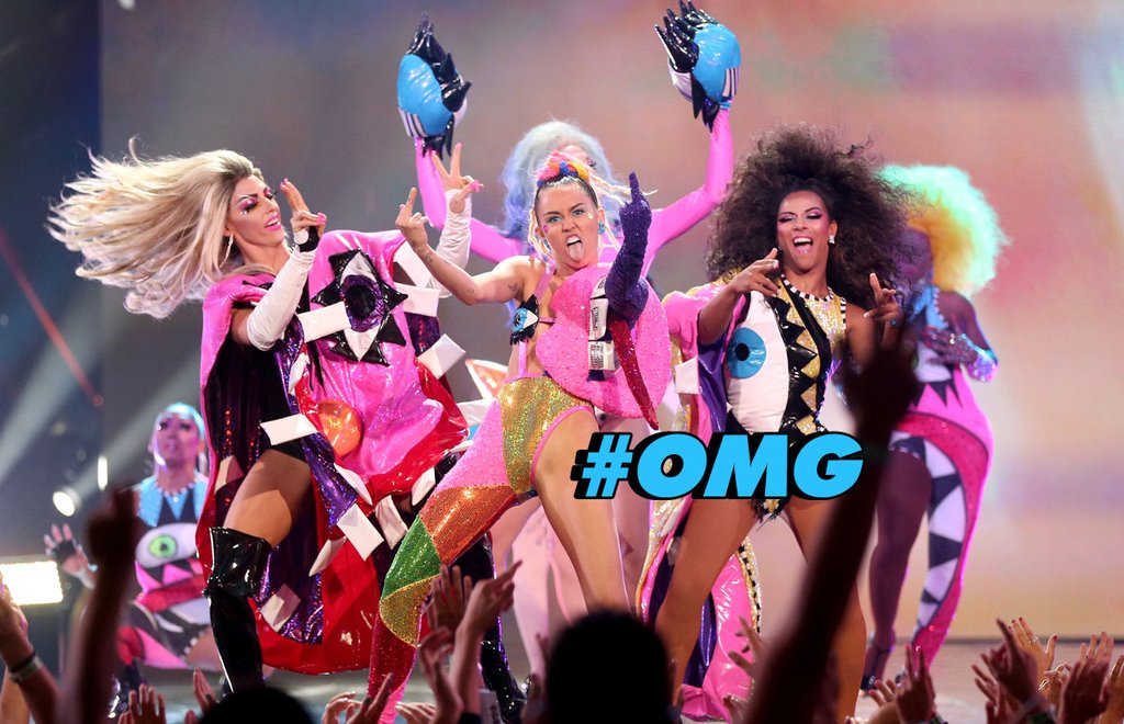 miley-cyrus-grammy-performance