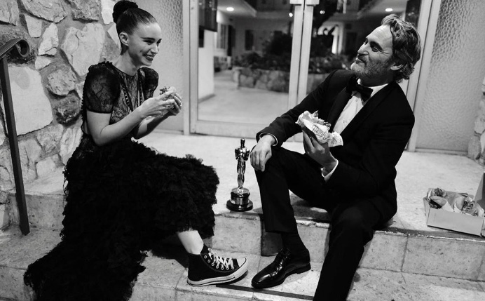 Rooney-Mara-Joaquin-Phoenix
