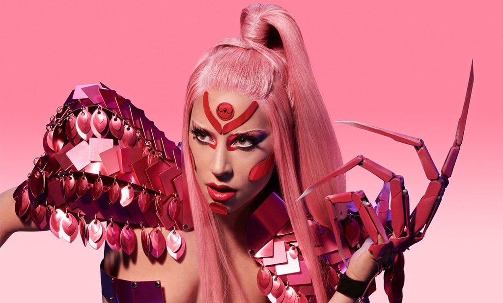 lady-gaga-moda-mexicana-no-name-issa-lish
