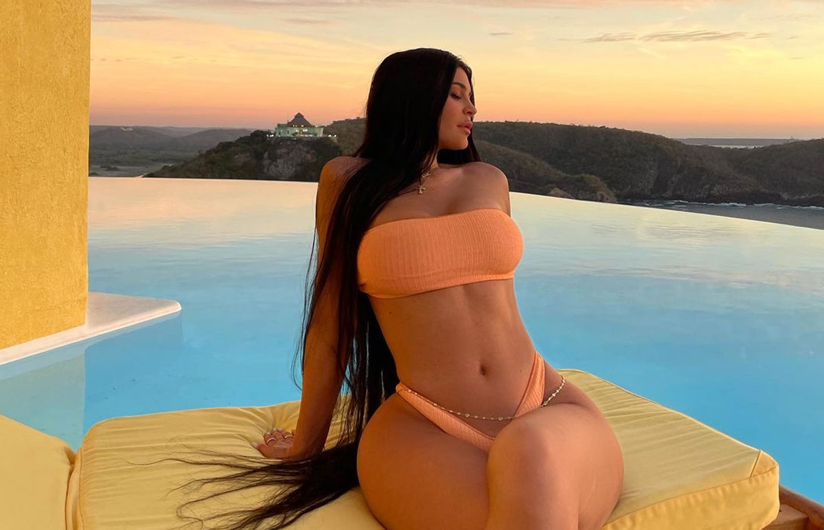 kylie-jenner-careyes.jpg