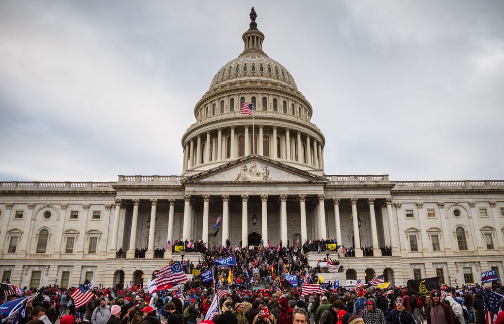 us-capitol-trump.jpg