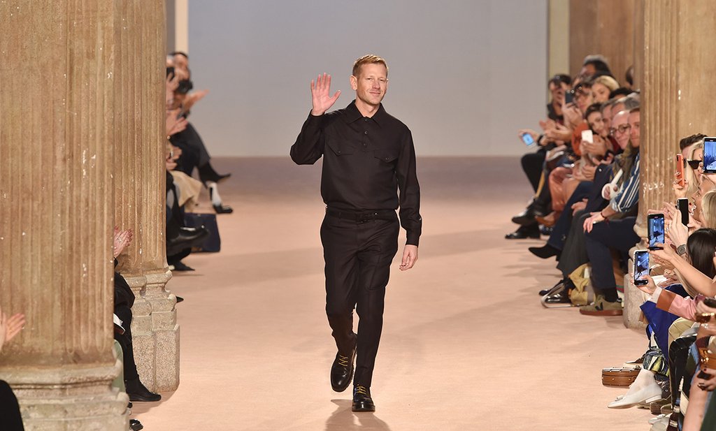 Paul Andrew deja Ferragamo