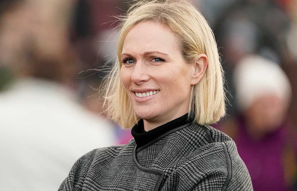 Zara Tindall bebé baño casa