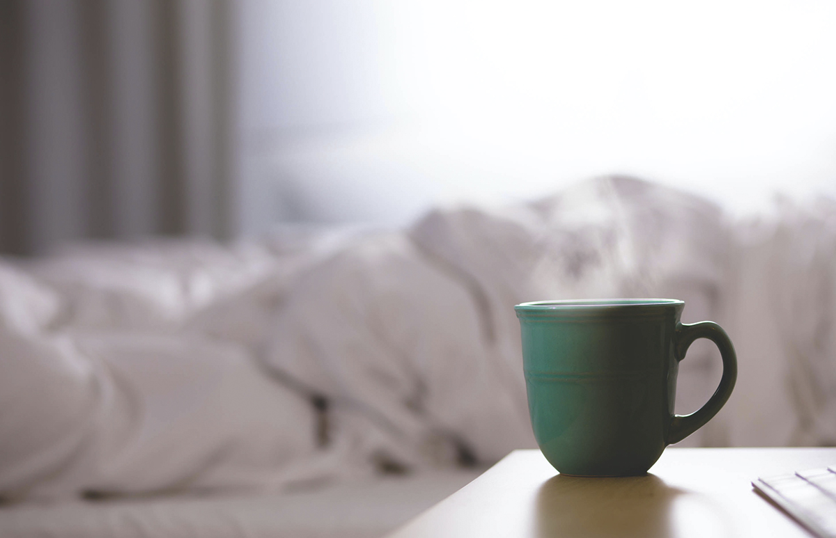 infusiones-dormir-insomnio-te-manzanilla-tila-lavanda-romero-menta-pasiflora-valeriana-estres-ansiedad-pesadilla-calmar-flores-hierbas-ansiolitico.jpg