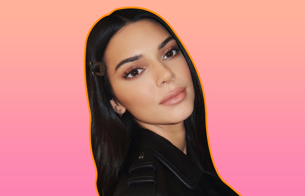 kendal jenner-jen atkin-pelo-cabello-frizz-cepillo de diente-spray fijador-hair spray.jpg