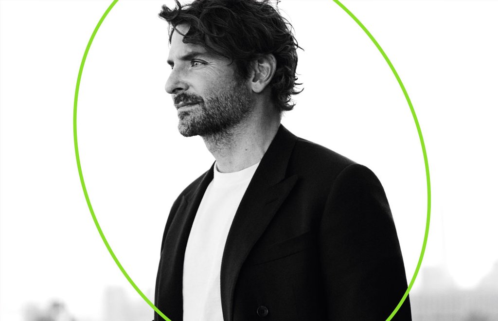 louis vuitton reloj tambour twenty bradley cooper embajador