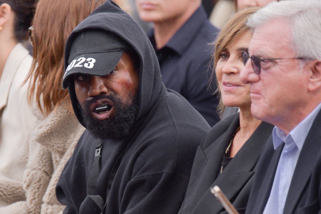 kanye west ye skechers yeezy judios