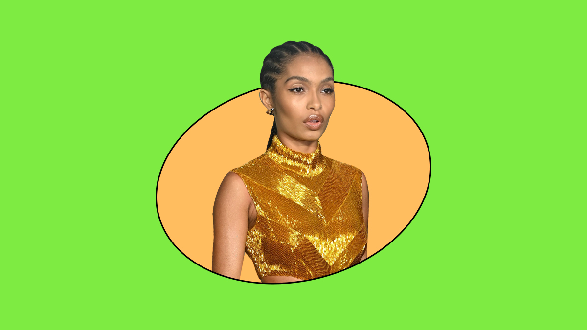 Yara Shahidi apuesta por el look perfecto de campanita para la premiere de Peter Pan.