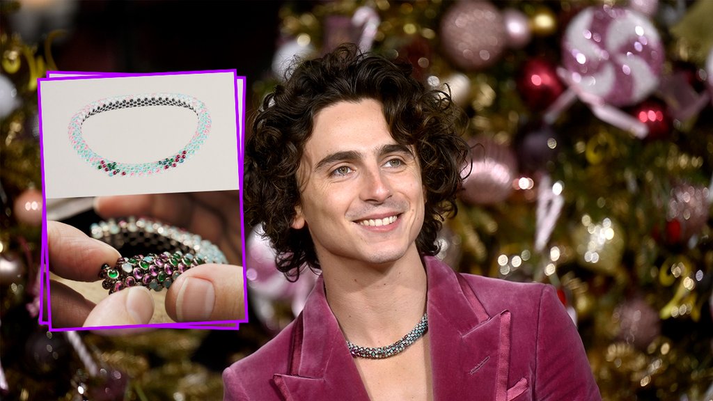 Timothée Chalamet colaboró con Cartier para un collar inspirado en Wonka.