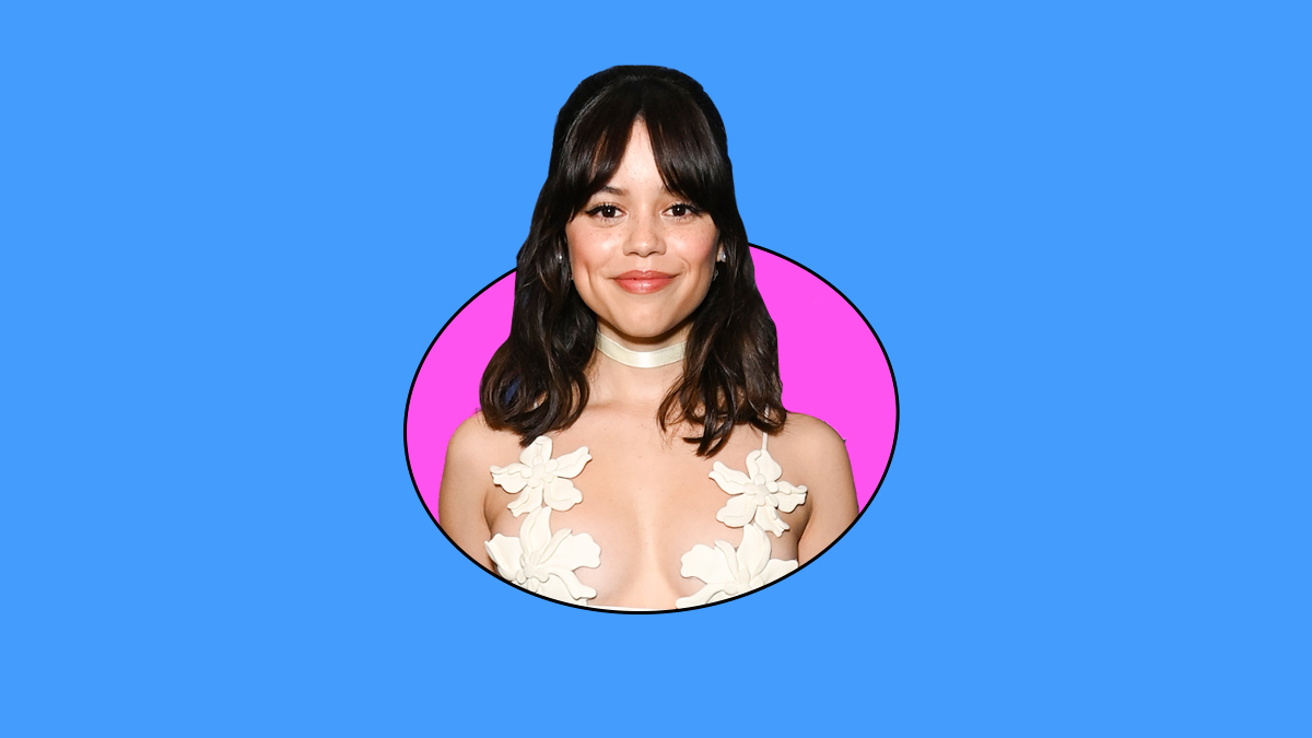 Jenna Ortega deja el glam gótico y lo cambia por romanticismo sexy