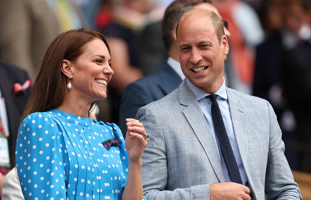 El príncipe William bromea diciendo “Kate es una artista”