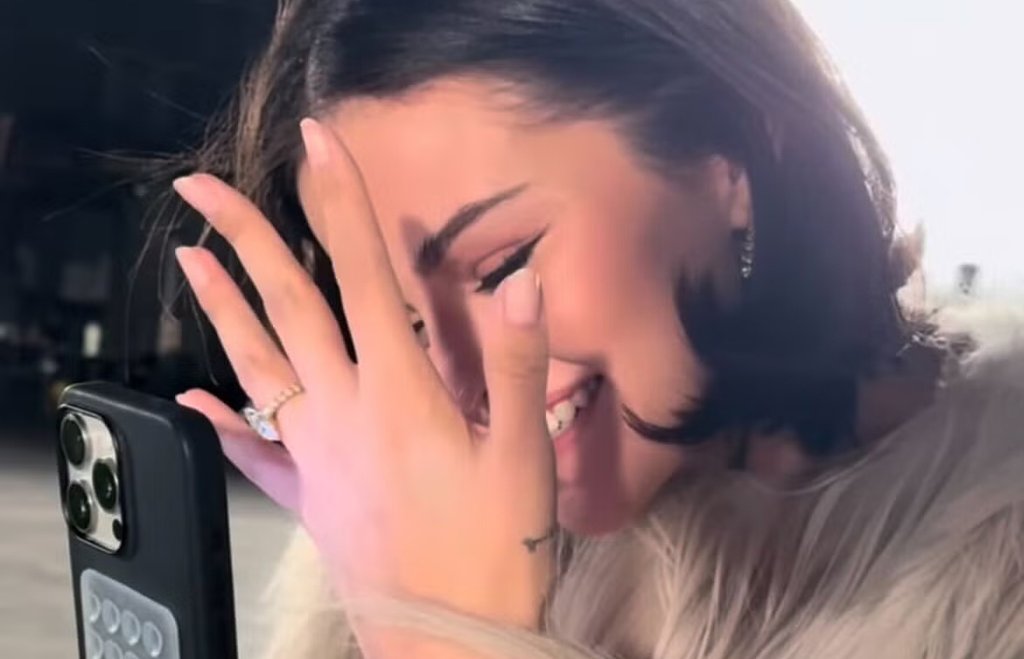 significado anillo compromiso selena gomez