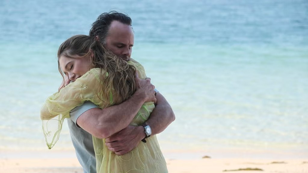 aimee-lou-wood-rivalidad-walton-goggins.jpg