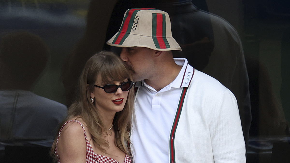 travis-kelce-orgullos-taylor-swift-compro-musica-1.jpg