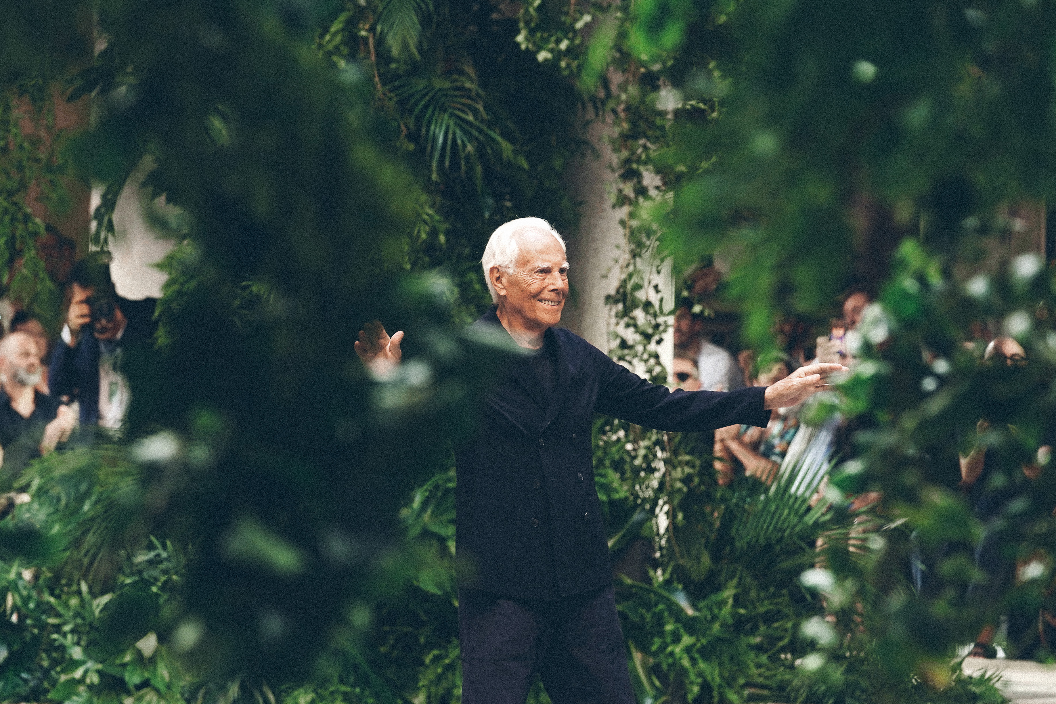 armani compra la campannina forte dei marmi amor sergio galeotti