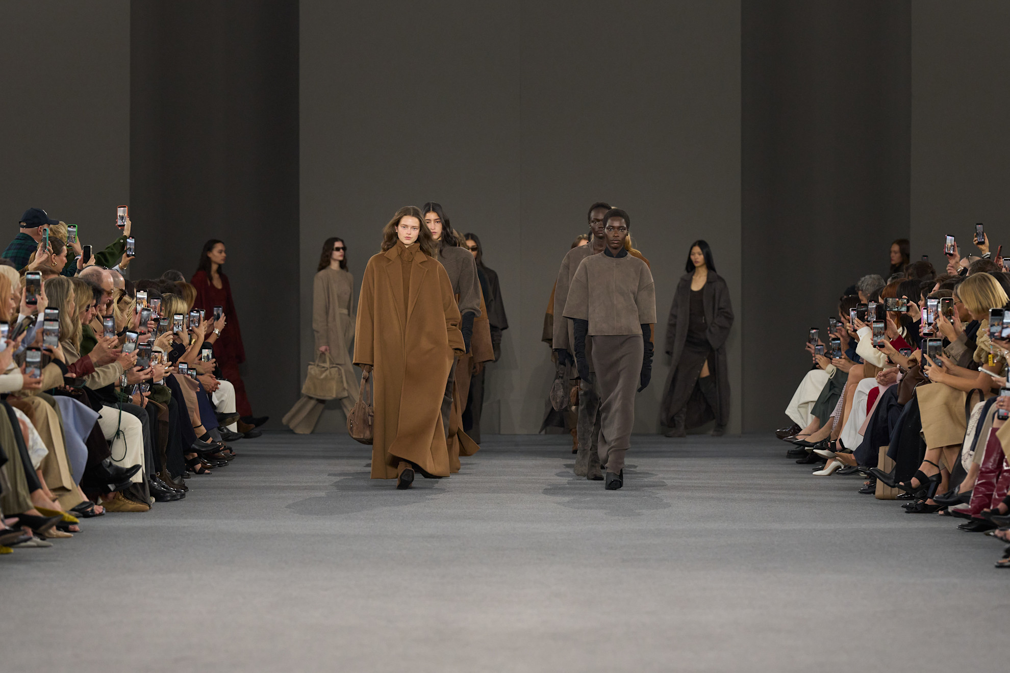 Max Mara F26